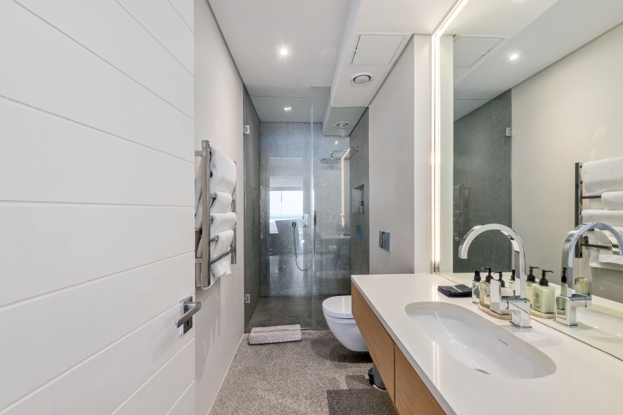 2 Bedroom Property for Sale in Camps Bay Western Cape